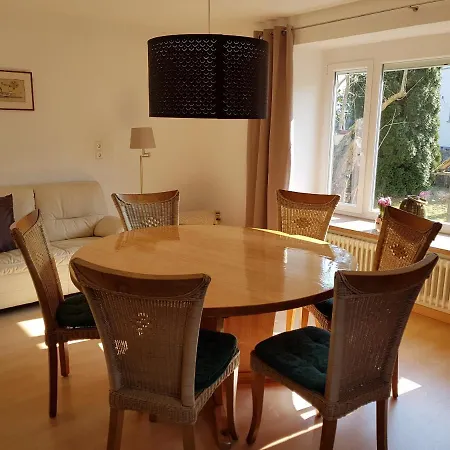 Jutta Am Bodensee 펜션 울딘겐물호펜